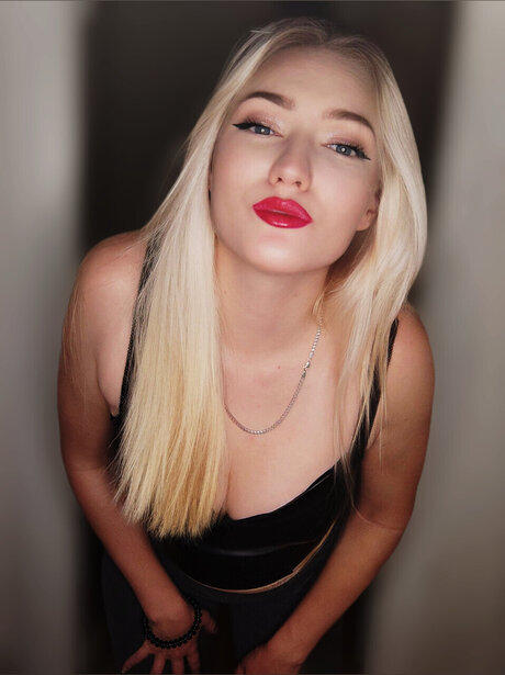 Lauritta Kristy kostenlose hd archiv