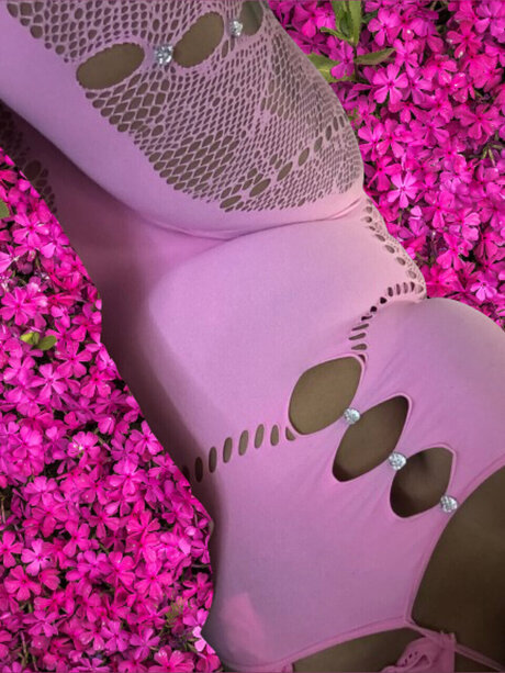 Baddiewithyams pornostar bilder