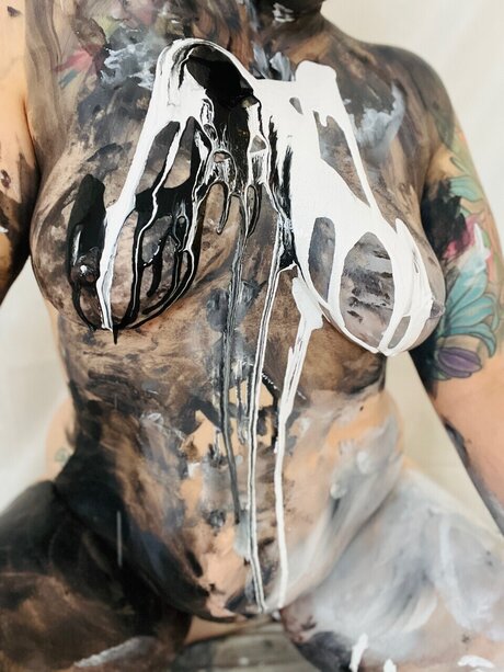 große titten junge onlyfans nacktheit sexy bild