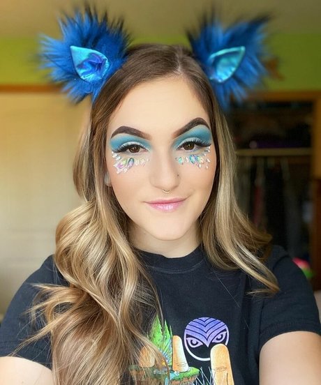 vollbusige onlyfans erwachsene beste foto