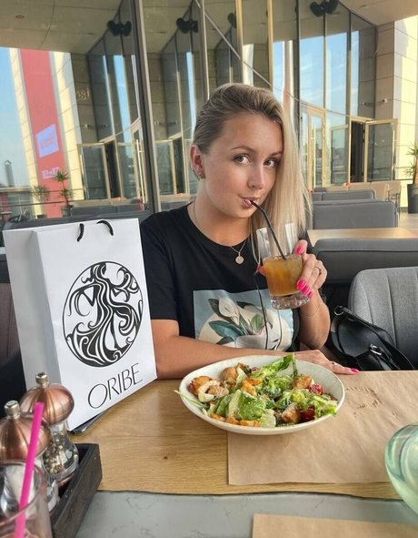 joi teen onlyfans kostenlose nette fotos