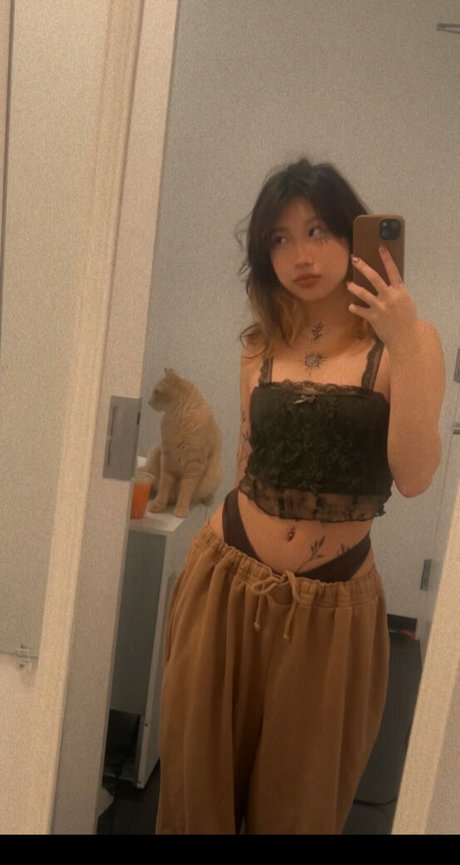 Rache lzh model pornografische fotos