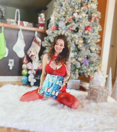 latina-mutter nur fans nackt kunst fotos