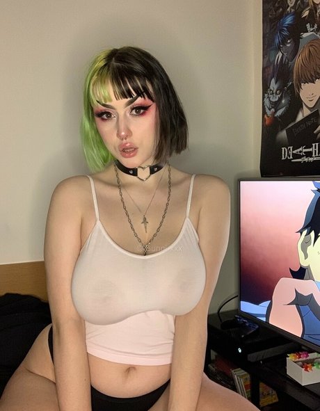 asiatische influencer-onlyfans kunst schöne bilder