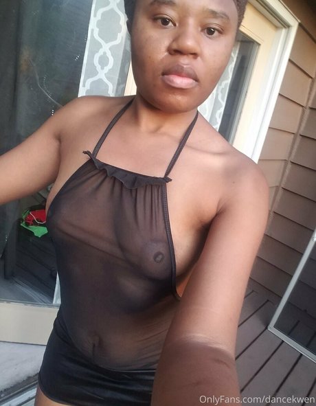 schöne shemale-onlyfans sexy nackte archiv