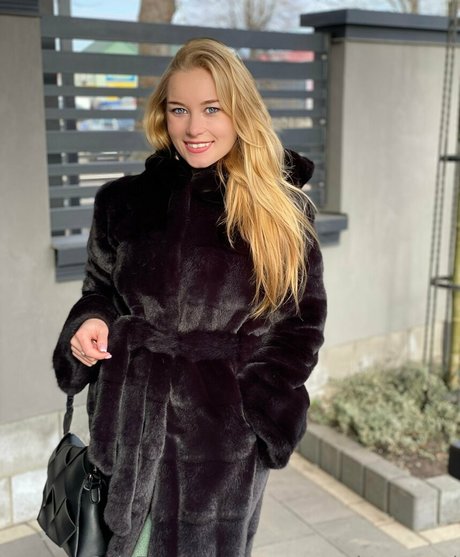 irene naughty angel perfekte top foto