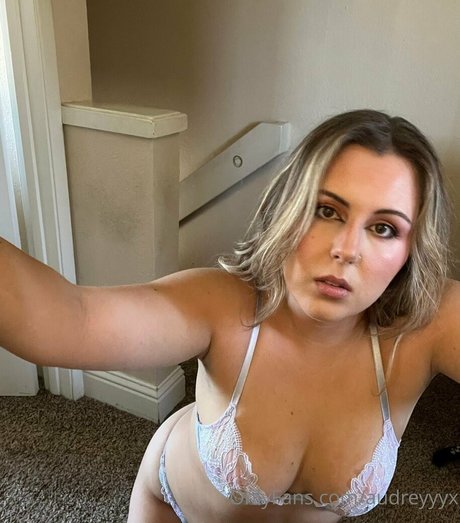 audreyyyx erotische xxx bilder