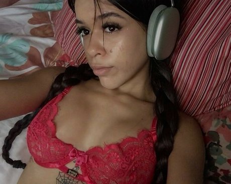 Melisa Taveras kunst nackten archiv