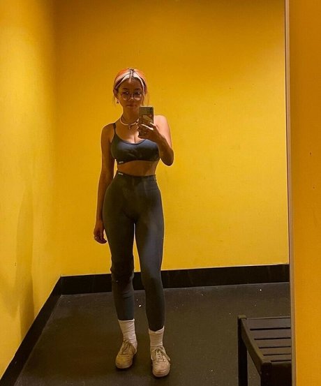 kätzchen xxx onlyfans kunst akt galerien