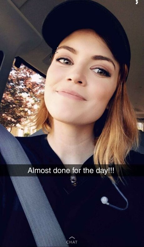 latina-milf-onlyfans freie nackte bild