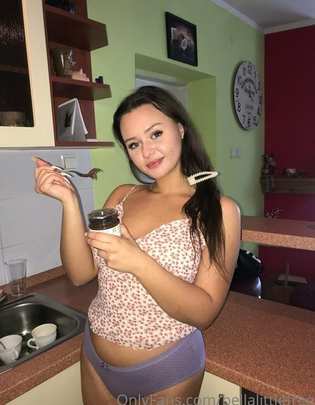 schauspielerin onlyfans kunst heiße bild