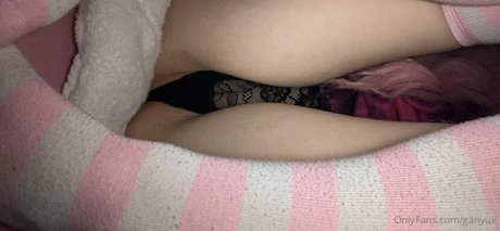 ebenholz asiatische onlyfans hd galerien