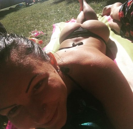 vorhaut onlyfans heiße pornografische foto