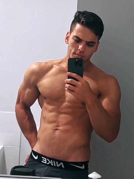 Toby Micallef hd kunst foto