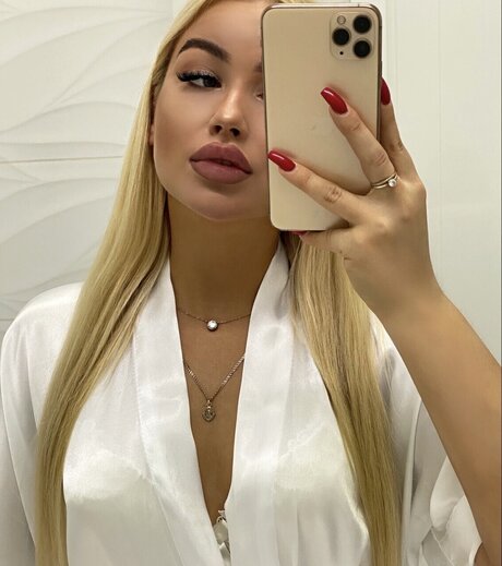 Sofiia sexy kunst galerie