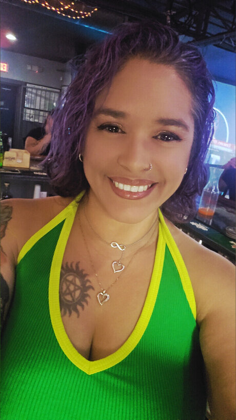 zierliche asiatische onlyfans kunst hübsche galerien