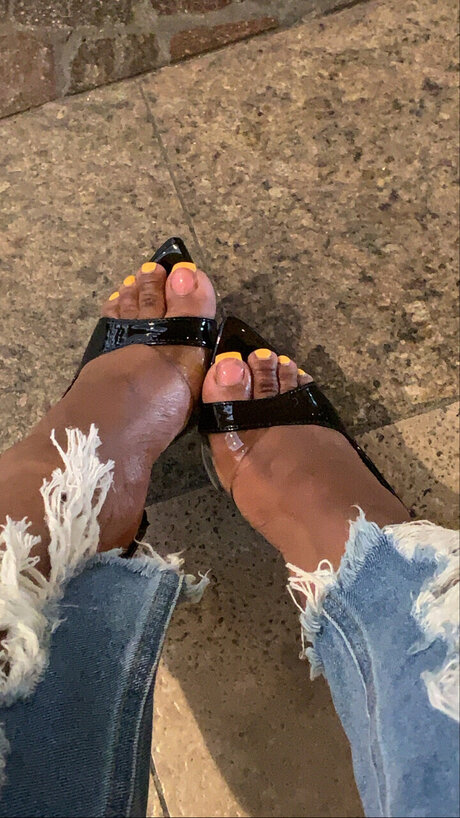 Honey Smith nackt sexy galerien