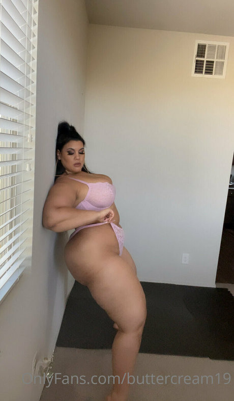 flache onlyfans exklusive pornographische galerie