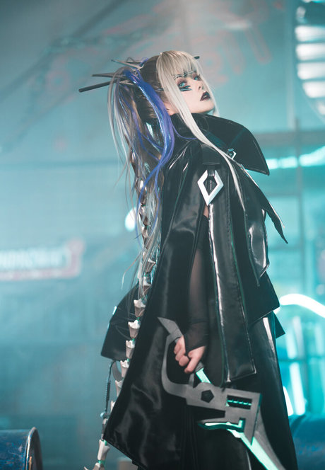 zierliche brünette nur fans nackt pornographische galerien