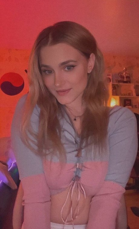 Ksenia Modestal top pornographische fotos