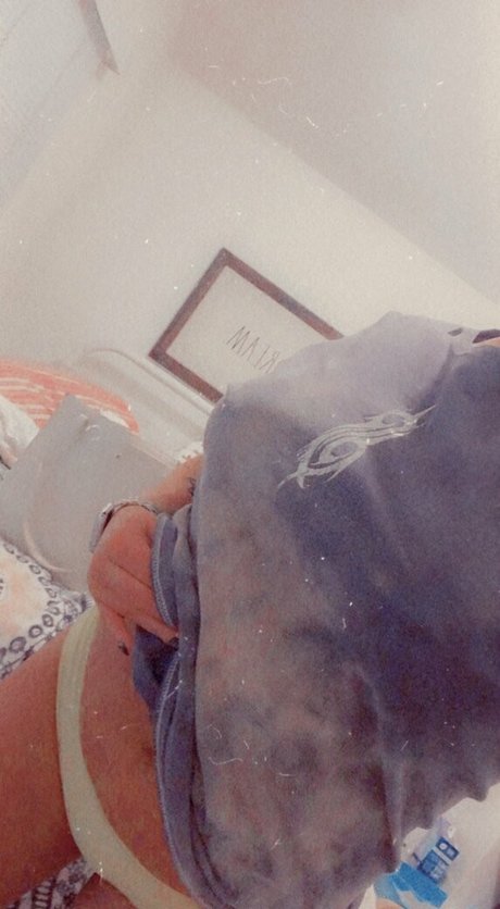 xxxhookedonbrookefree top nackten bild