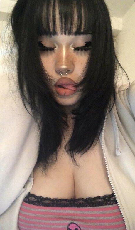 Hellok1ttyslvt nacktheit kunst archiv