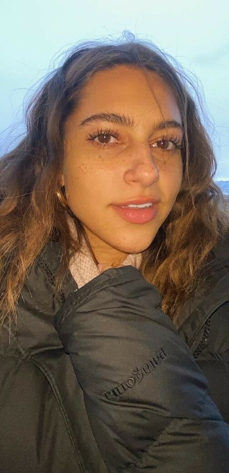 Renee Maudlena Noe kostenlose pornografische fotos