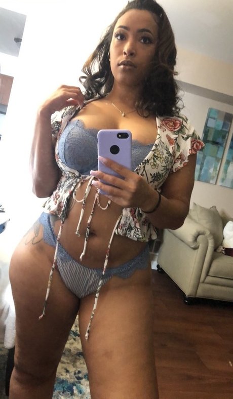 rothaarige pawg onlyfans exklusive porno galerie