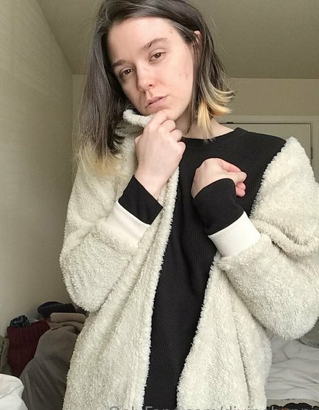 flachbrüstige onlyfans xxx nacktheit galerie