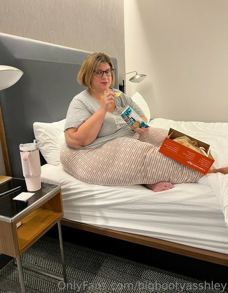 nacktstrip onlyfans xxx exklusive bild