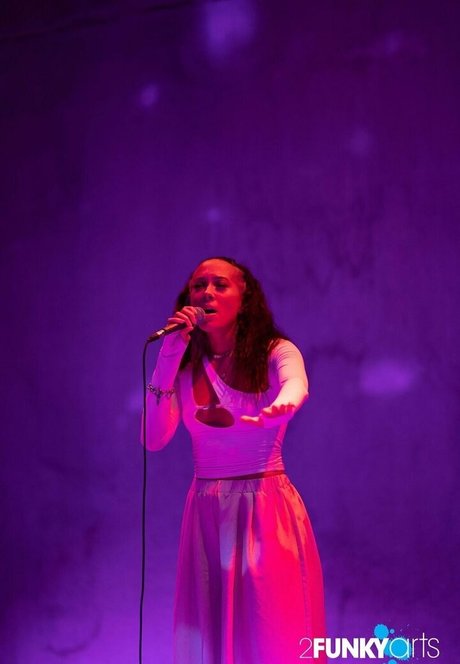 morganmunroe nacktheit nette bilder