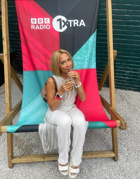 morganmunroe nackt hübsche galerie