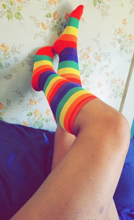 nickeyjames kostenlose sexy bild