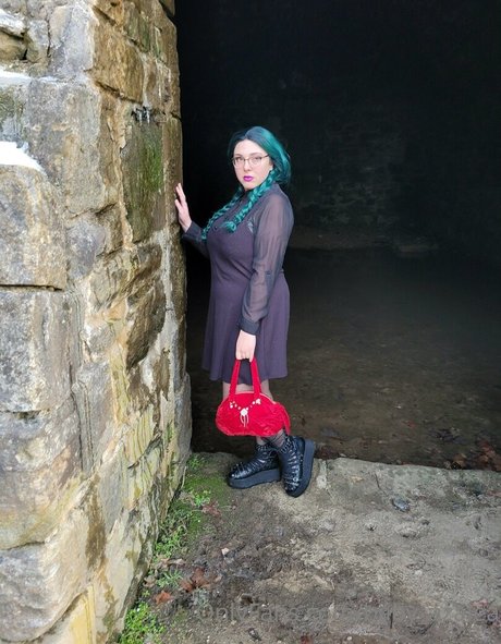 lokale onlyfans kunst akt bilder