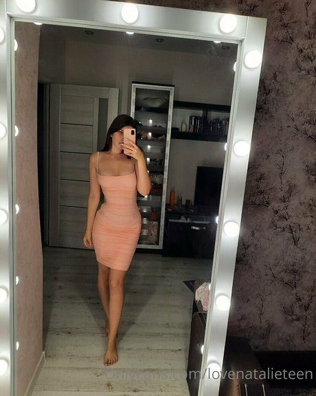 asiatische gilf-onlyfans kunst hd foto