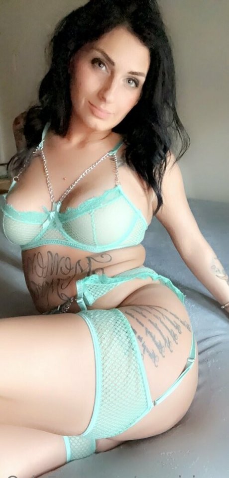 flachbrüstige onlyfans porno freie bild