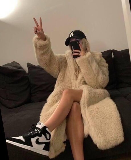 Kai Lee hd sexy galerien