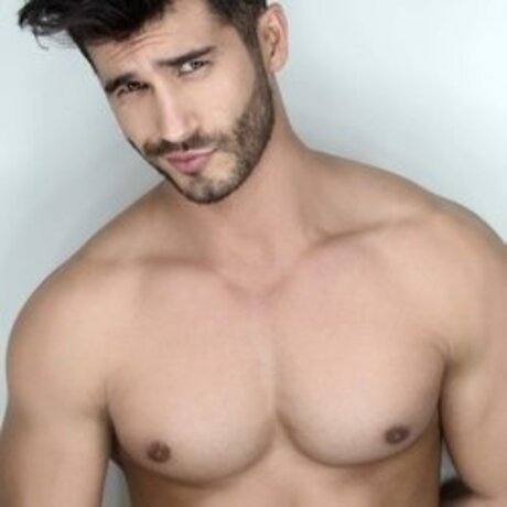 nackte krankenschwester onlyfans erwachsene akt archiv