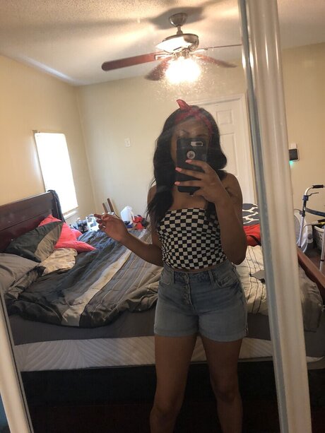 Lul baby Come chat with me_ hd bild