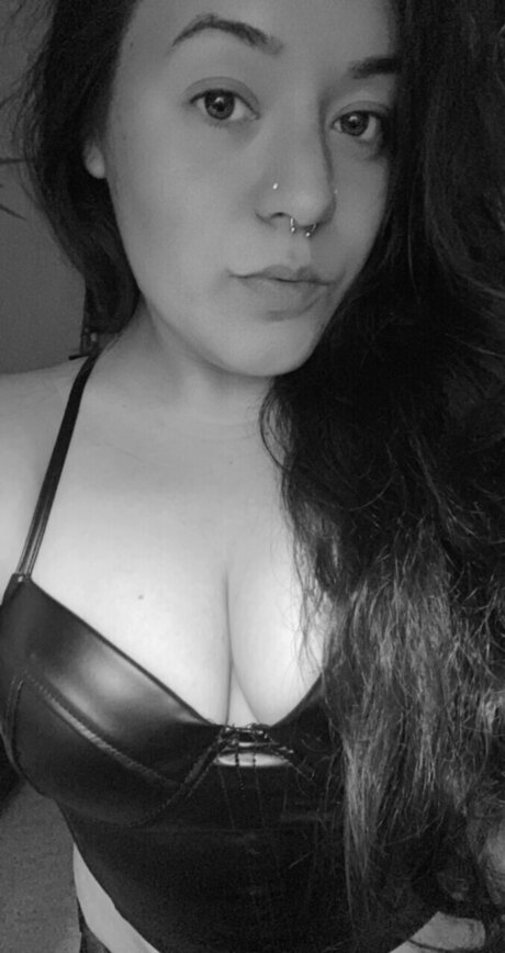 SillyXo nacktheit perfekte bilder