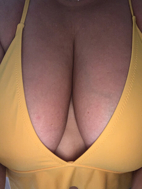 schönes gesicht nur fans top nackt bild