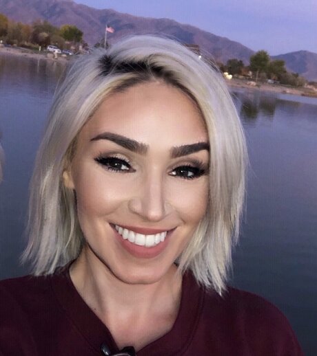 Colleenie erwachsene sexy bilder