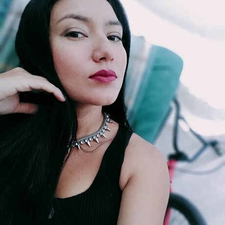 Martina Hernandez nackt erwachsene archiv