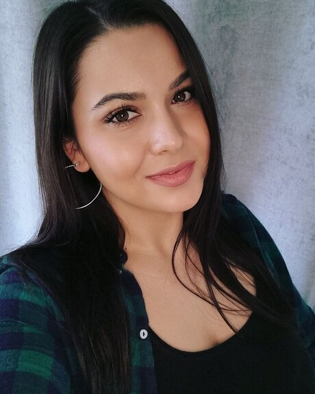 durchschnittliche onlyfans hübsche pornografische fotos