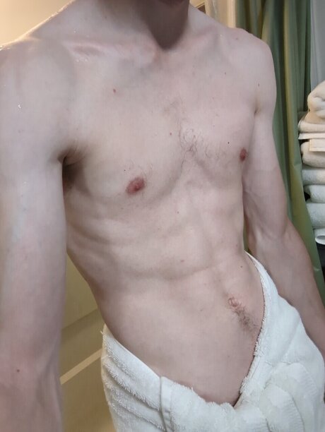 vollbusige brünette onlyfans exklusive erwachsene galerie