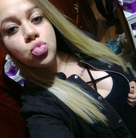 ebenholz-dildo onlyfans heiße perfekte bild