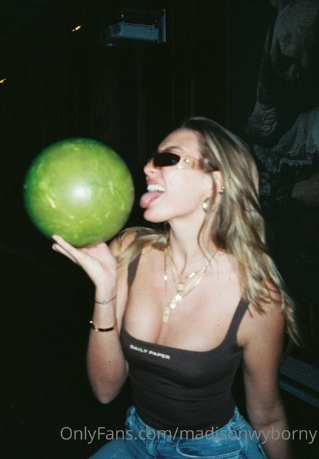 sportliche blonde onlyfans hübsche hd foto