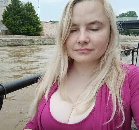 Dejana Savi xxx nackten bilder