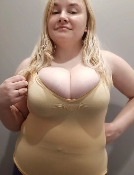 Dejana Savi perfekte pornographische archiv