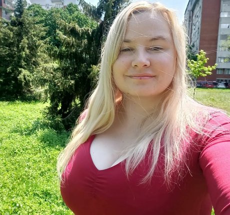Dejana Savi nackt schöne foto